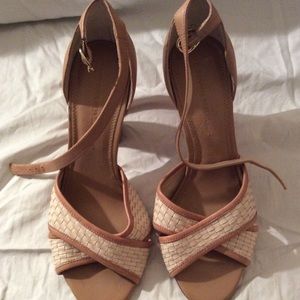 Banana Republic heels!